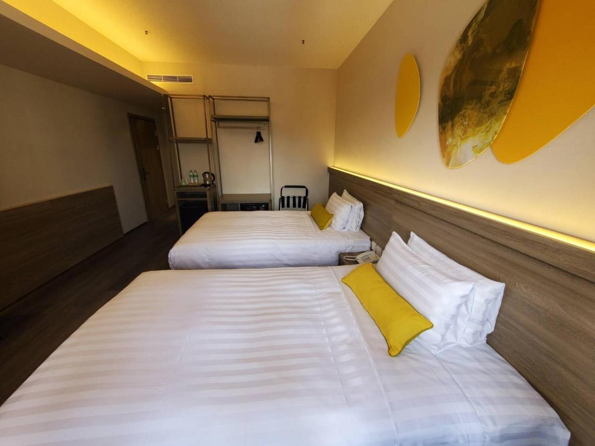 Hu House Hotel Kaohsiung Luaran gambar