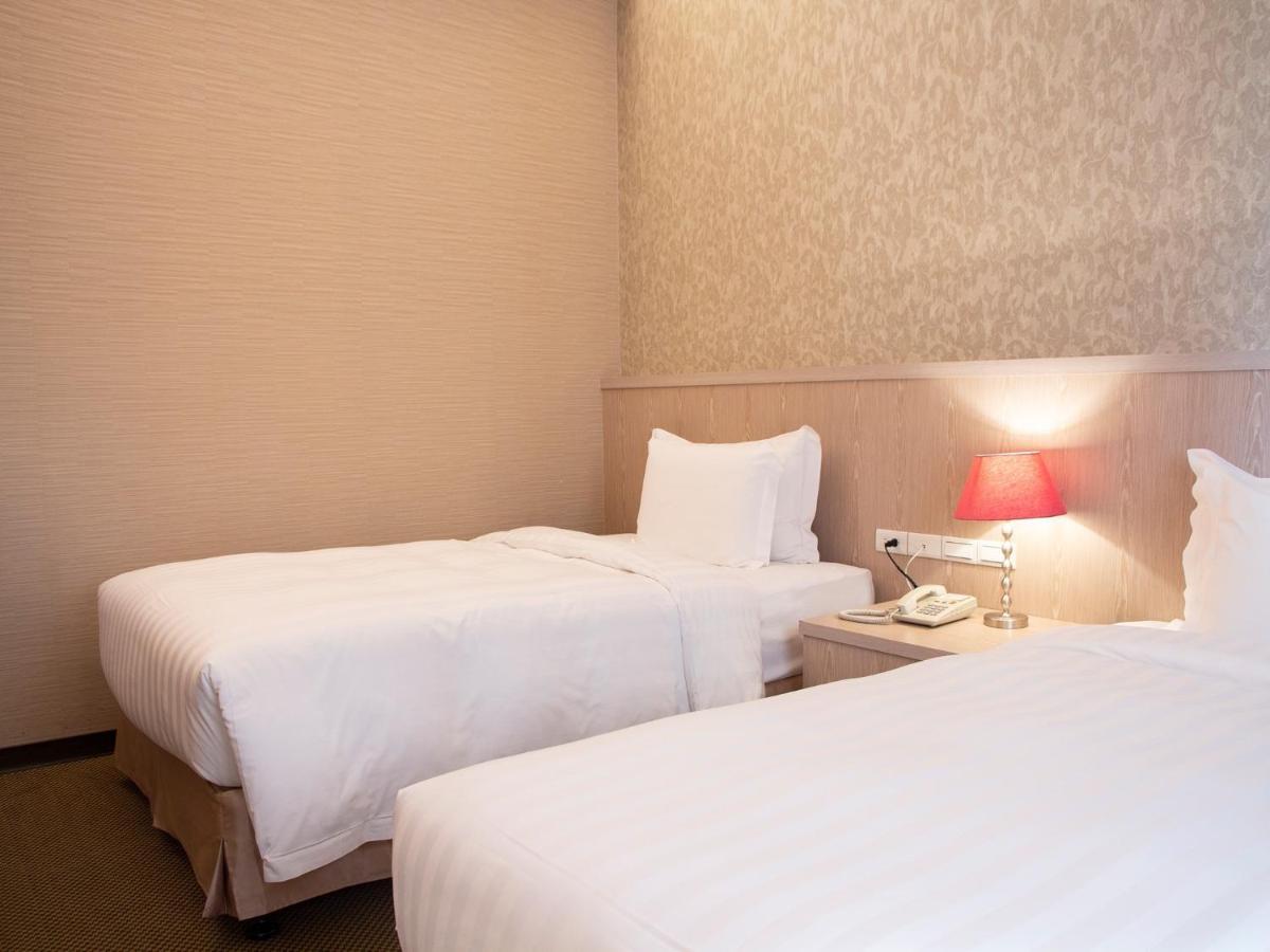 Hu House Hotel Kaohsiung Luaran gambar