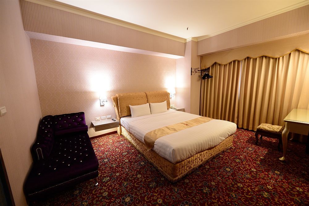 Hu House Hotel Kaohsiung Luaran gambar